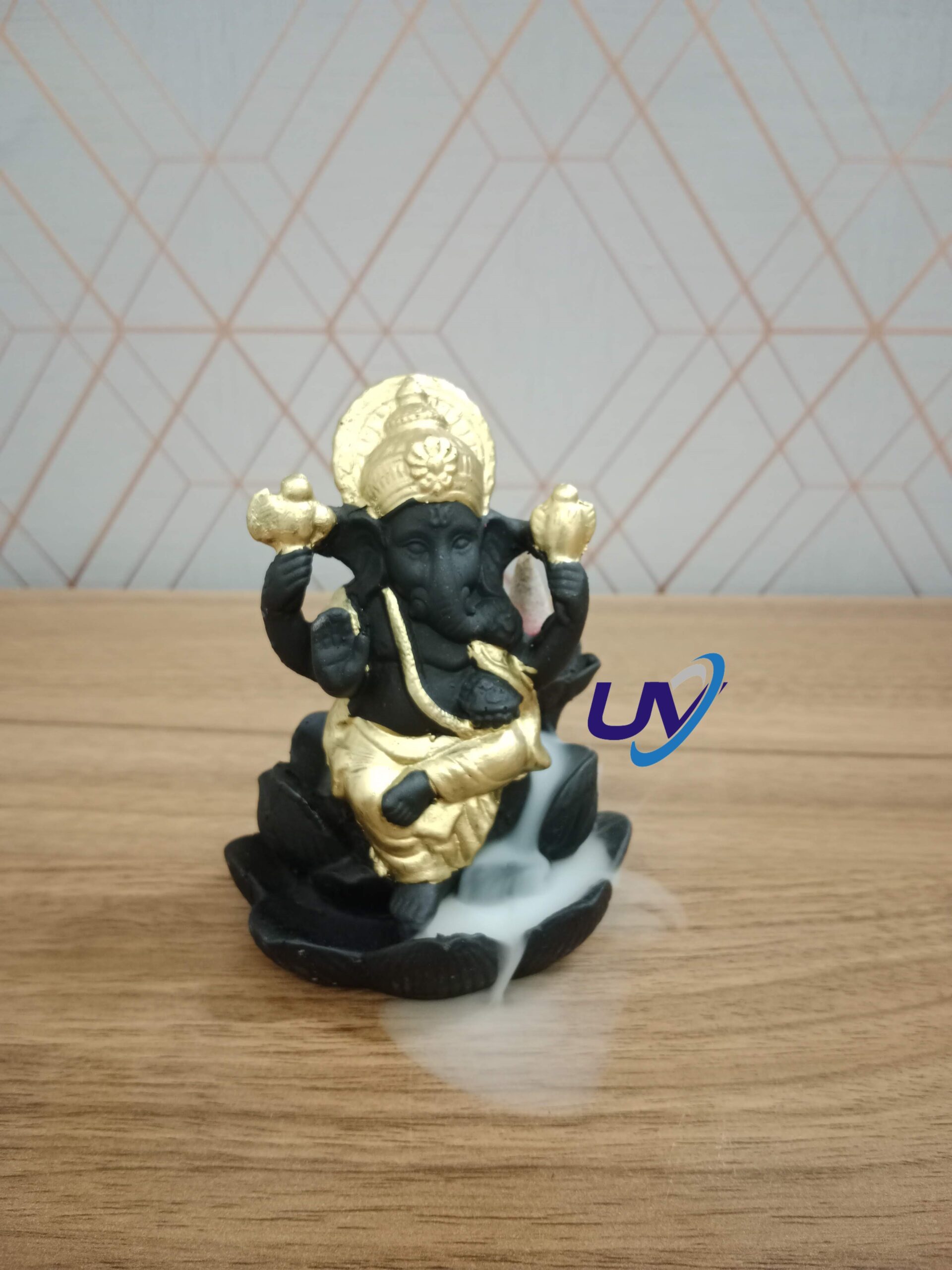 Kamal Ganesha smoke